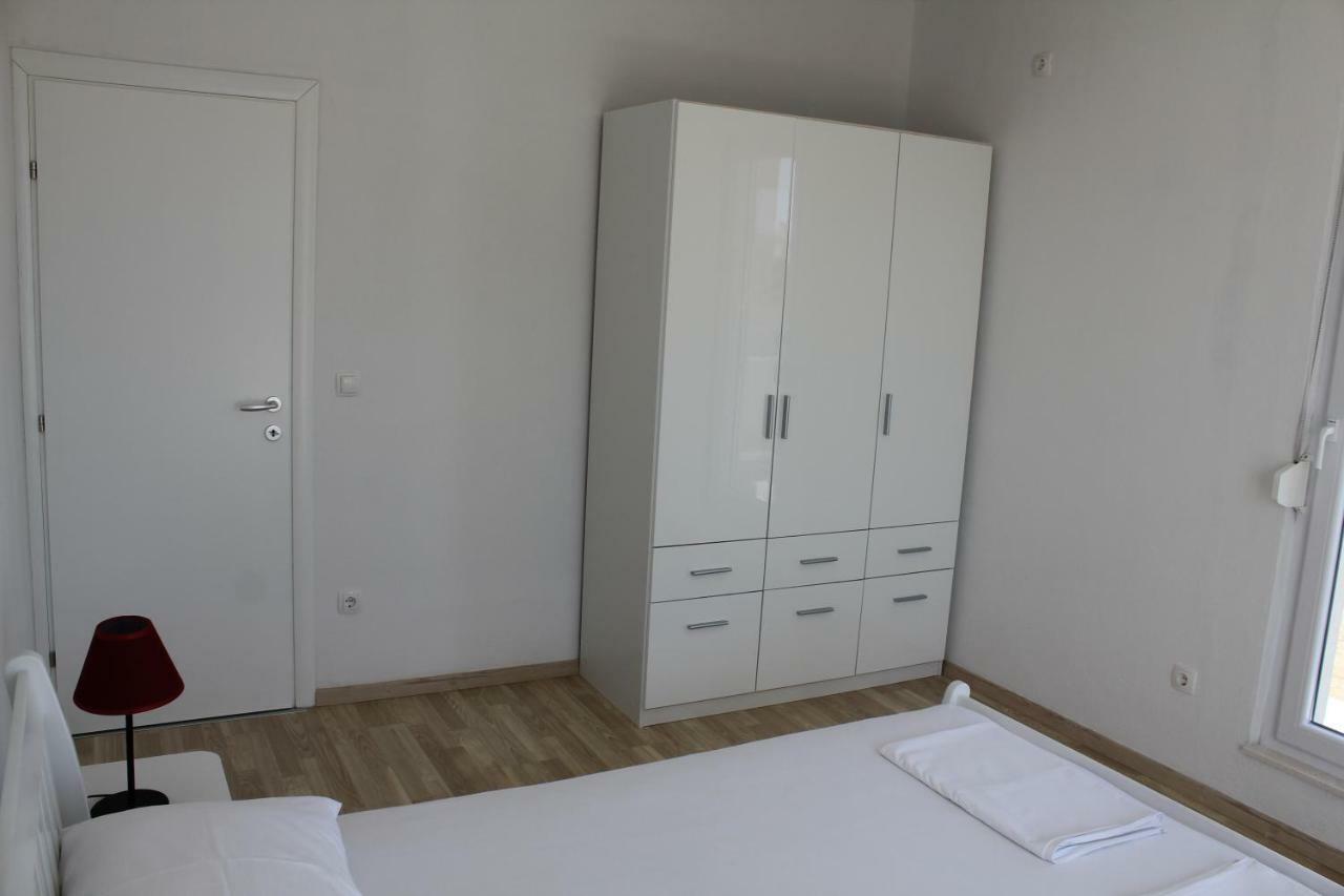 Mina Apartments Okrug Gornji Kültér fotó